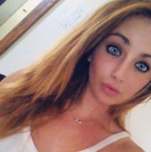 Meet your Posher, Ashley